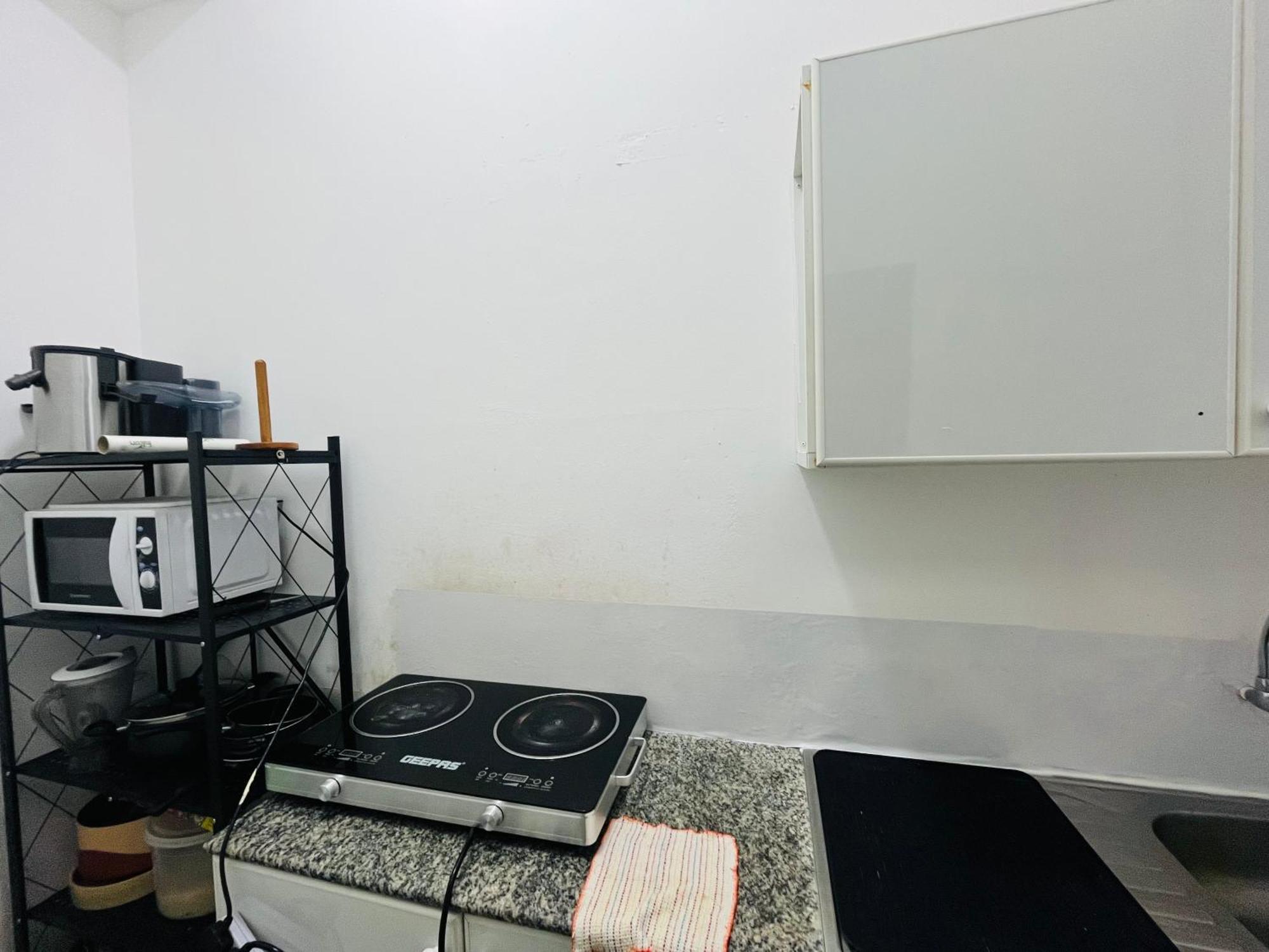 Quiet Private * Abu Dhabi